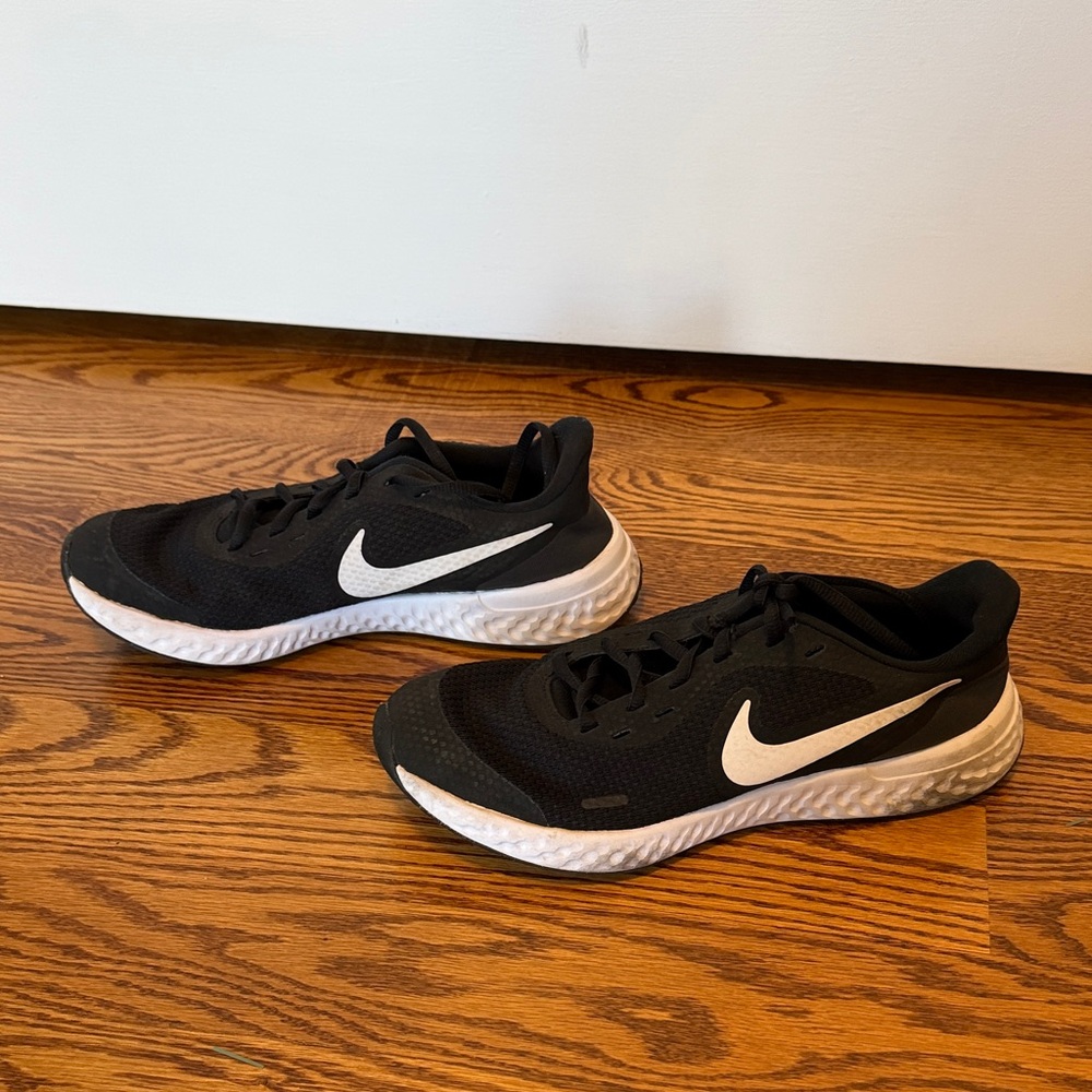 Nike Black and White Athletic Sneakers